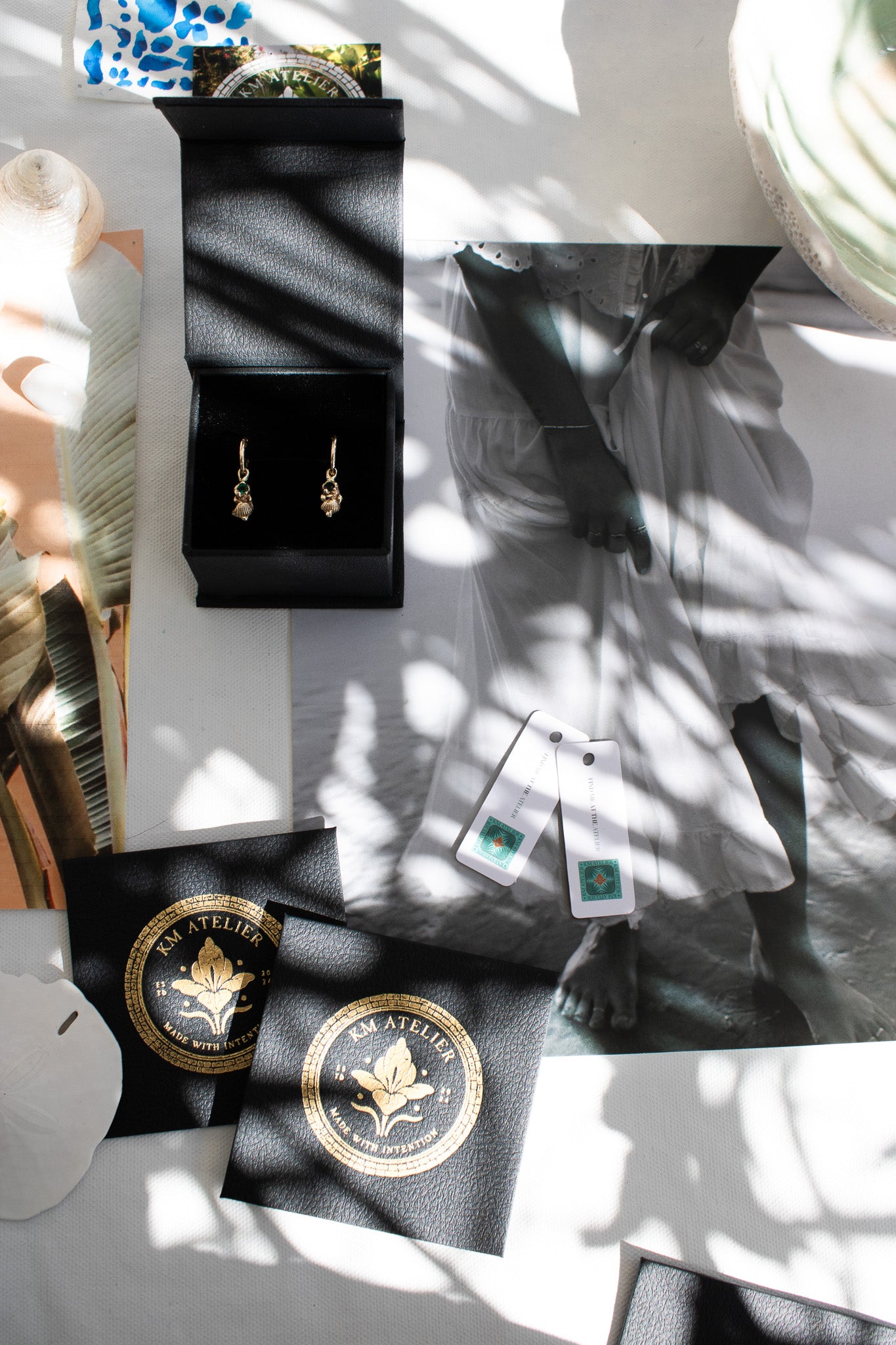 KM Emerald Scallop Hoops