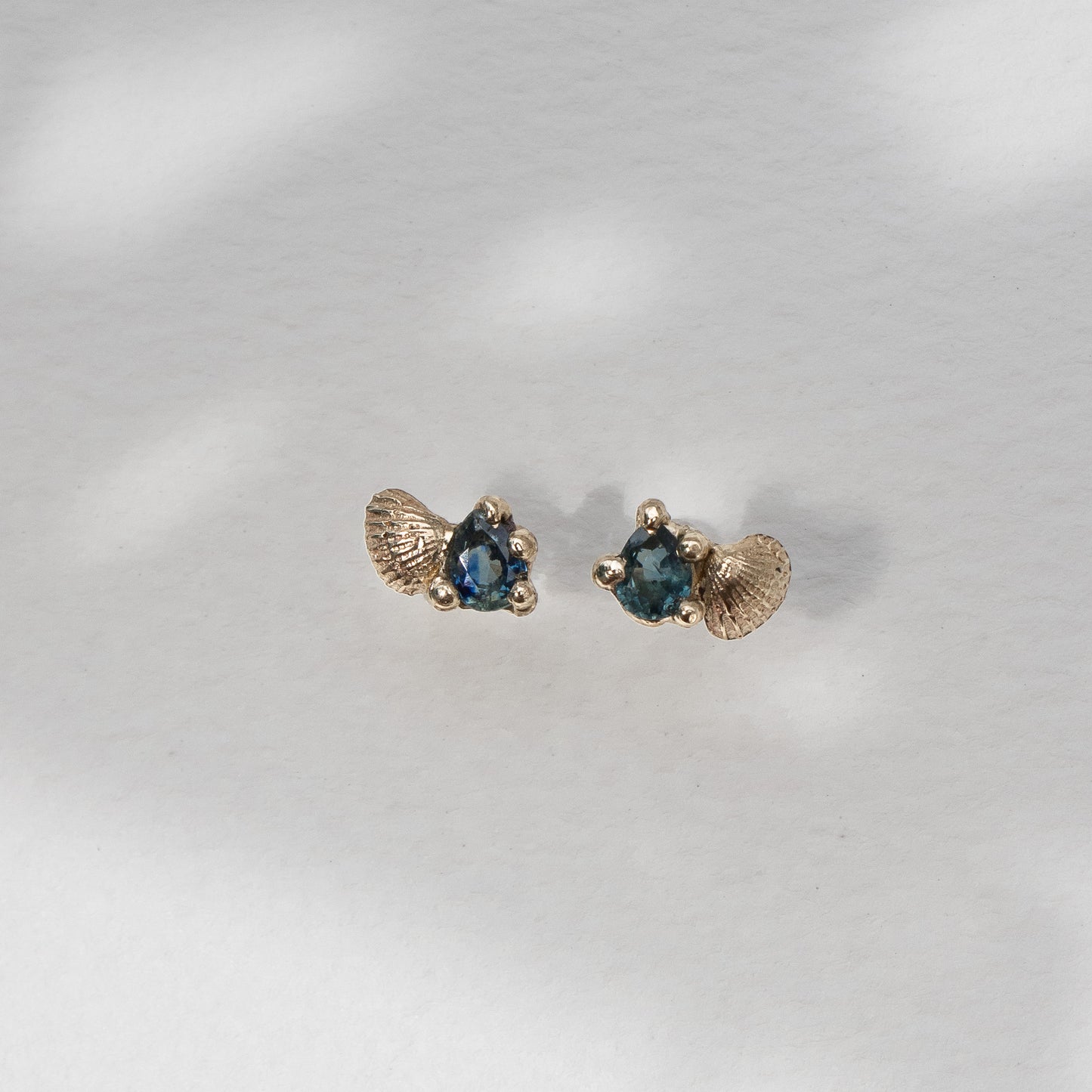 KM Scallop Sapphire Studs