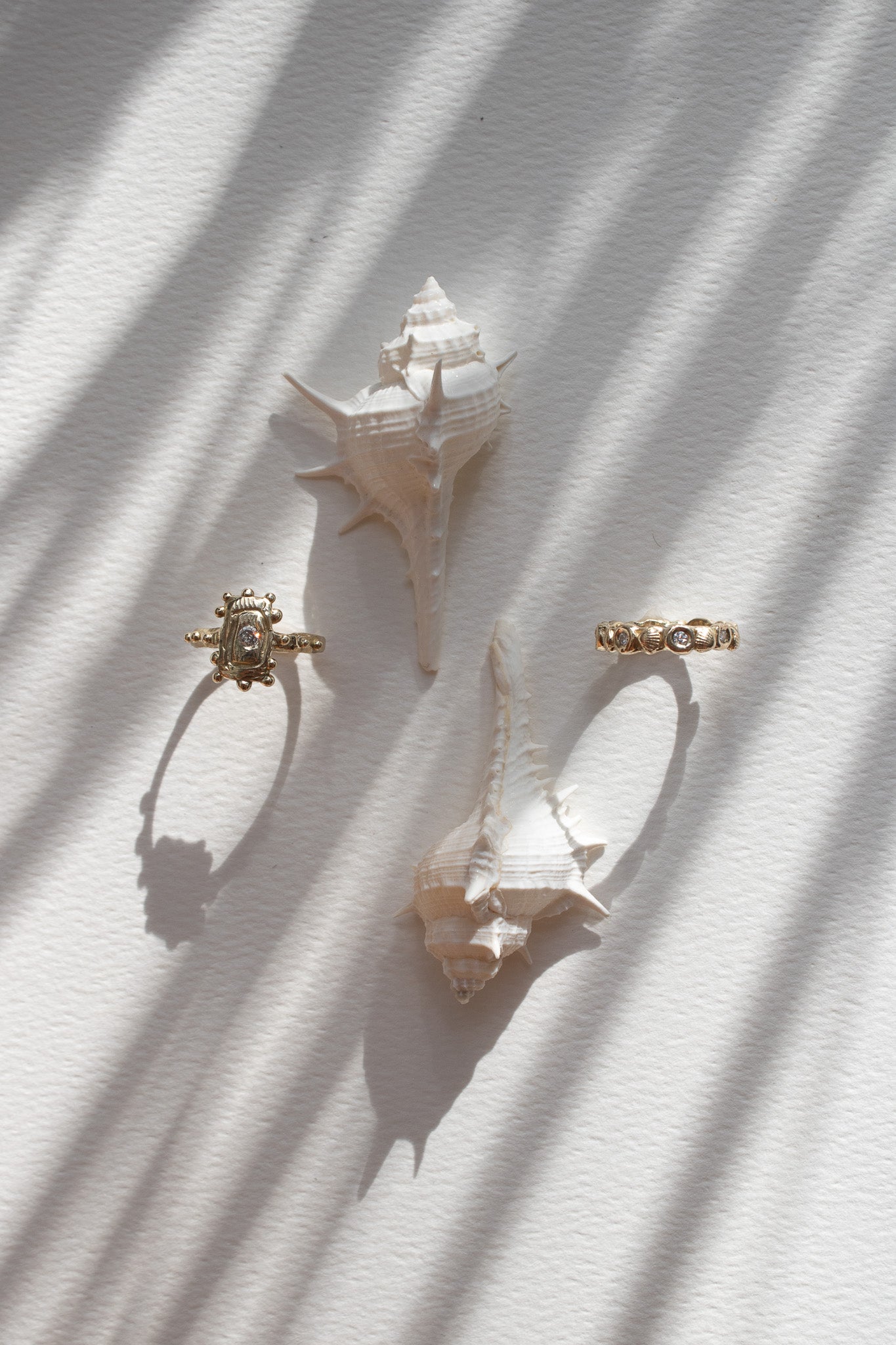 KM Scallop Eternity Band