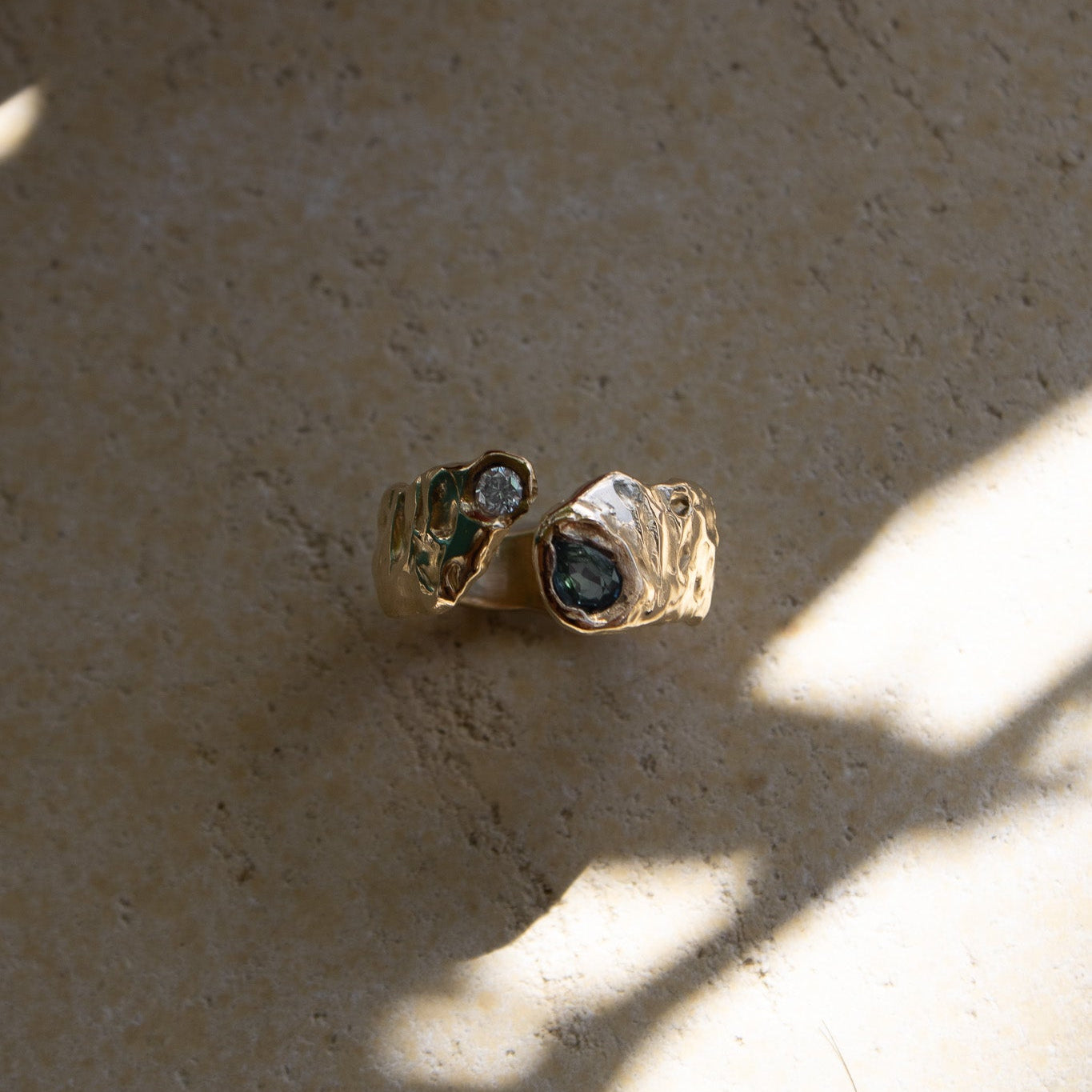 KM Split Sapphire Diamond Ring