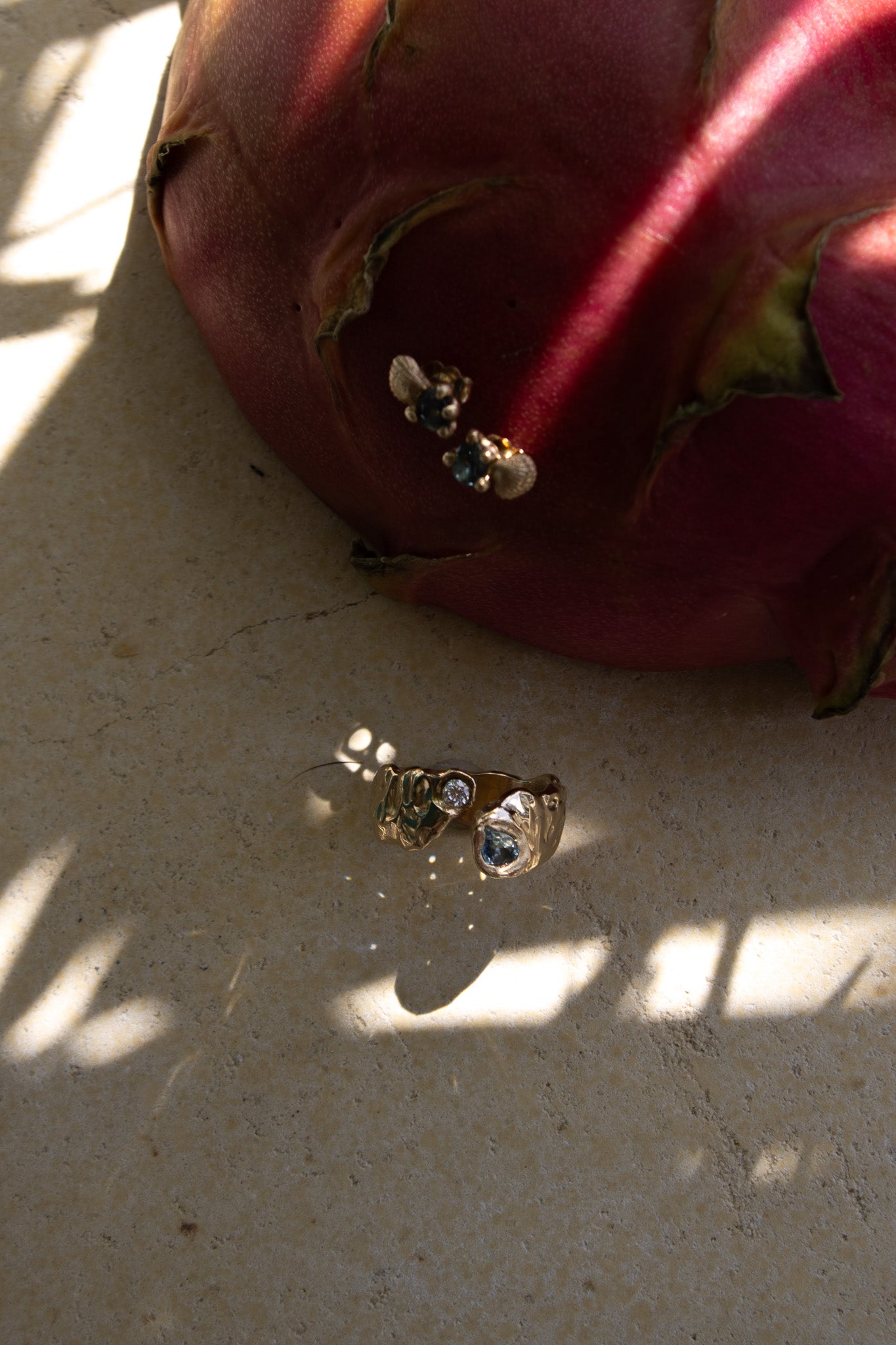 KM Split Sapphire Diamond Ring