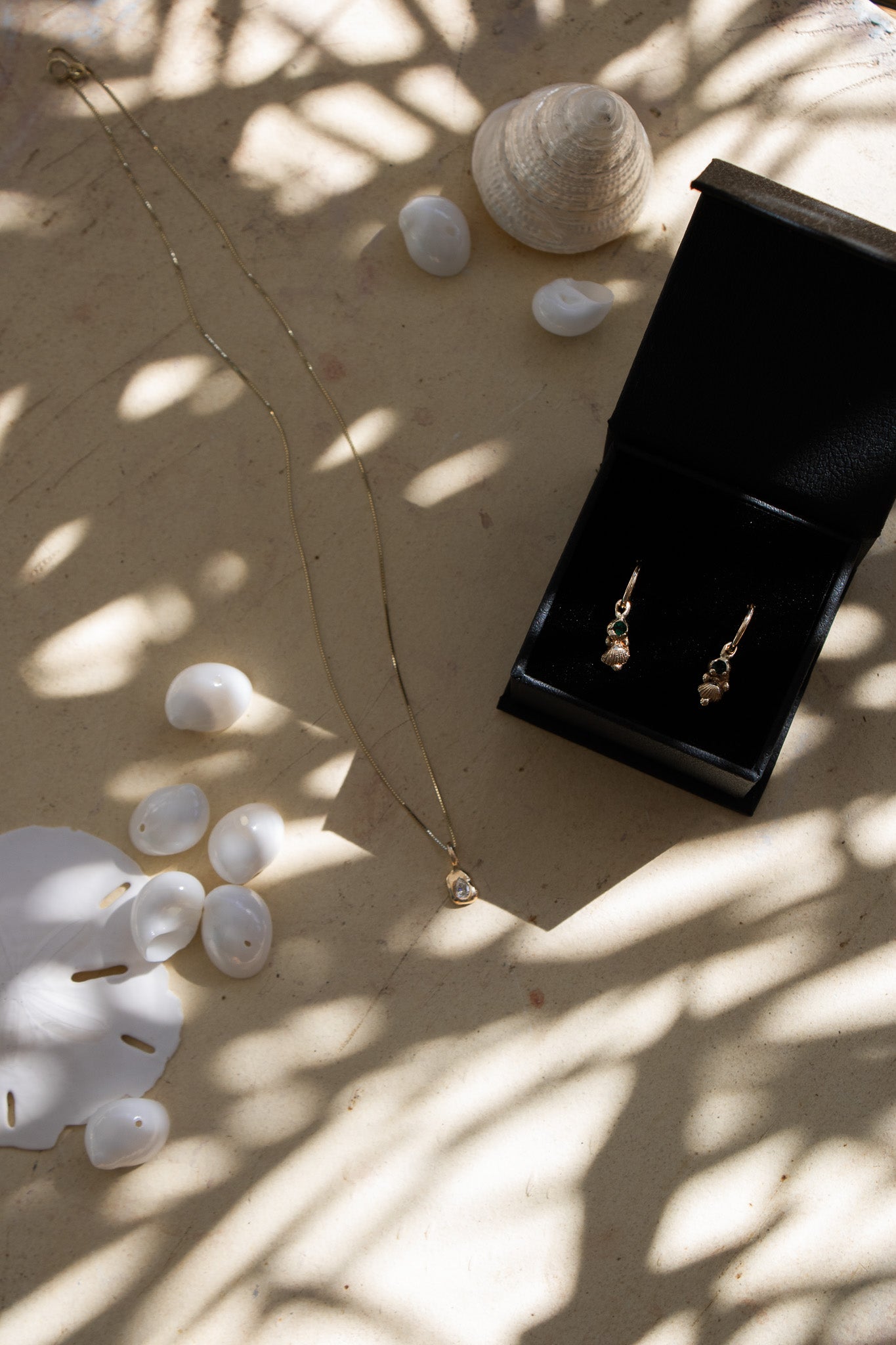 KM Classic Pear Diamond Pendant